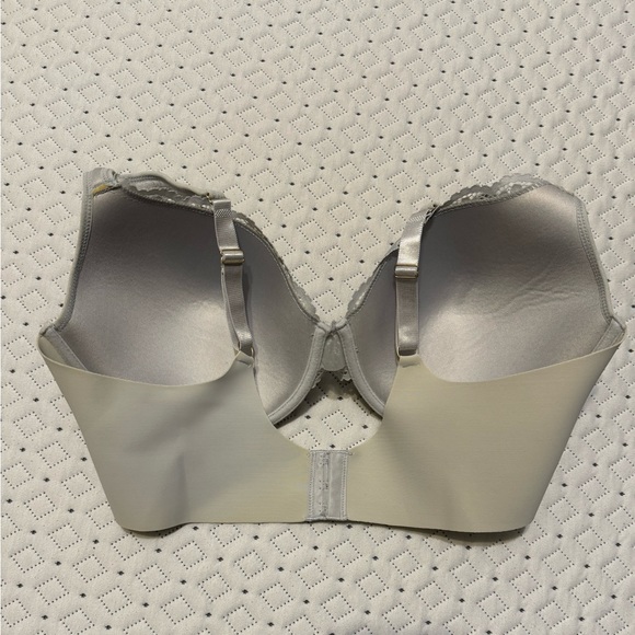 NWOT Jessica Simpson 40D underwire Bra - Picture 5 of 5